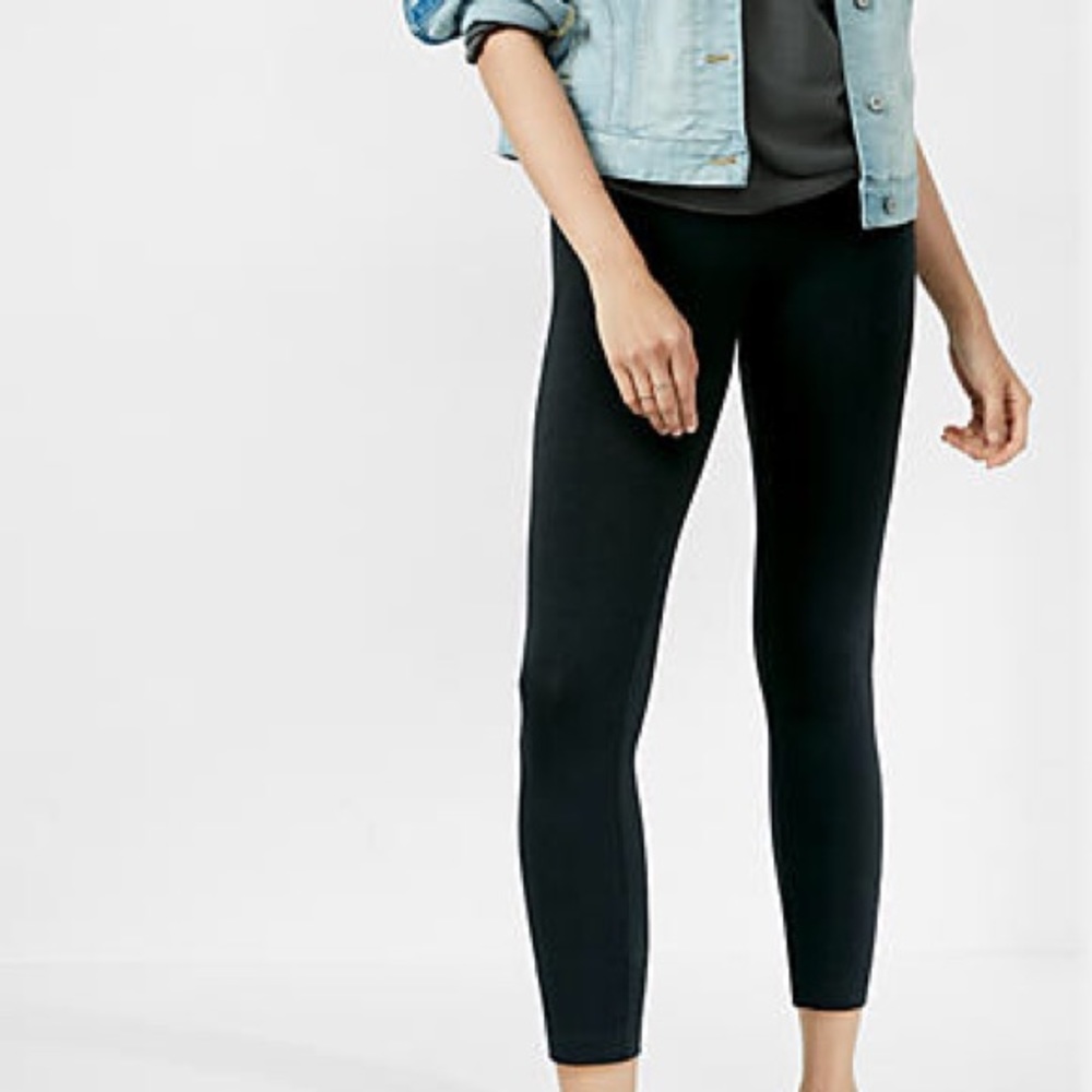 Forever 21 black leggings NWOT